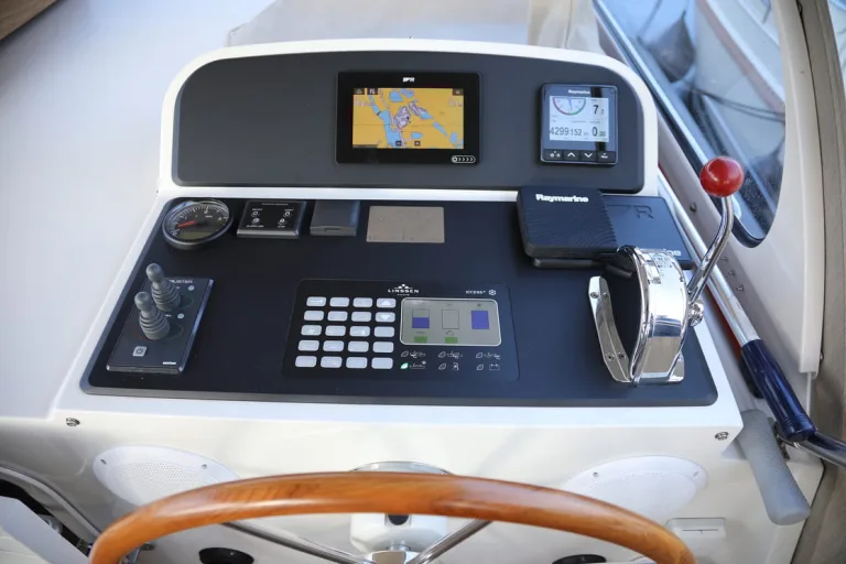 Linssen Yacht Ava