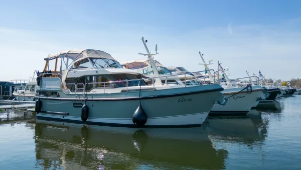 Linssen Yacht Ava